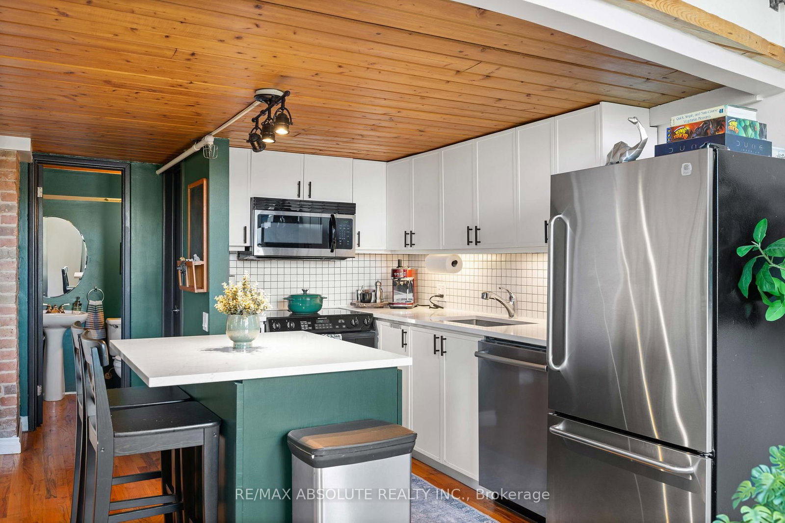 589 Rideau Street • #404 • Ottawa, ON photo 12