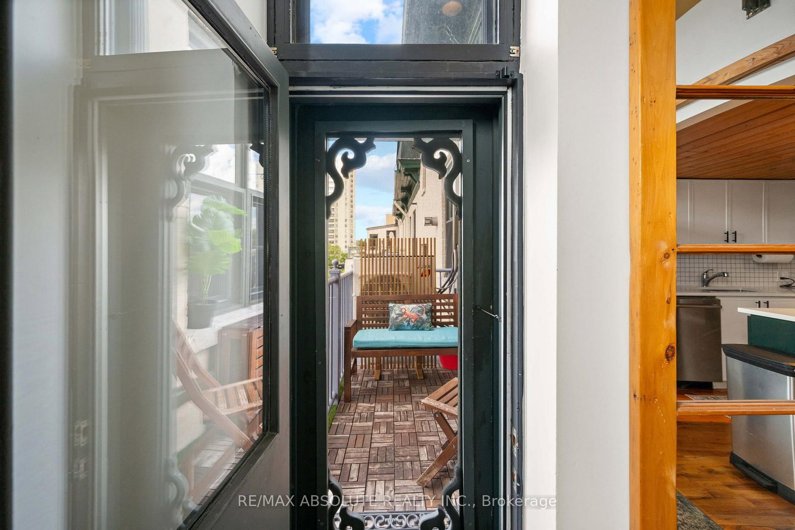 589 Rideau Street • #404 • Ottawa, ON photo 35