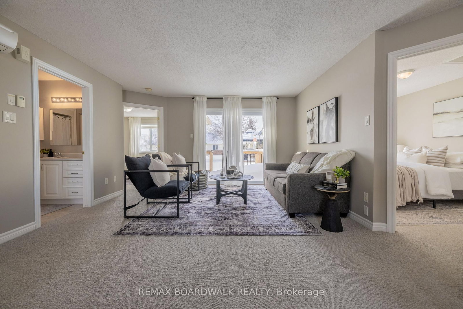 206 Oak Leaf Private • Richmond, ON photo 11