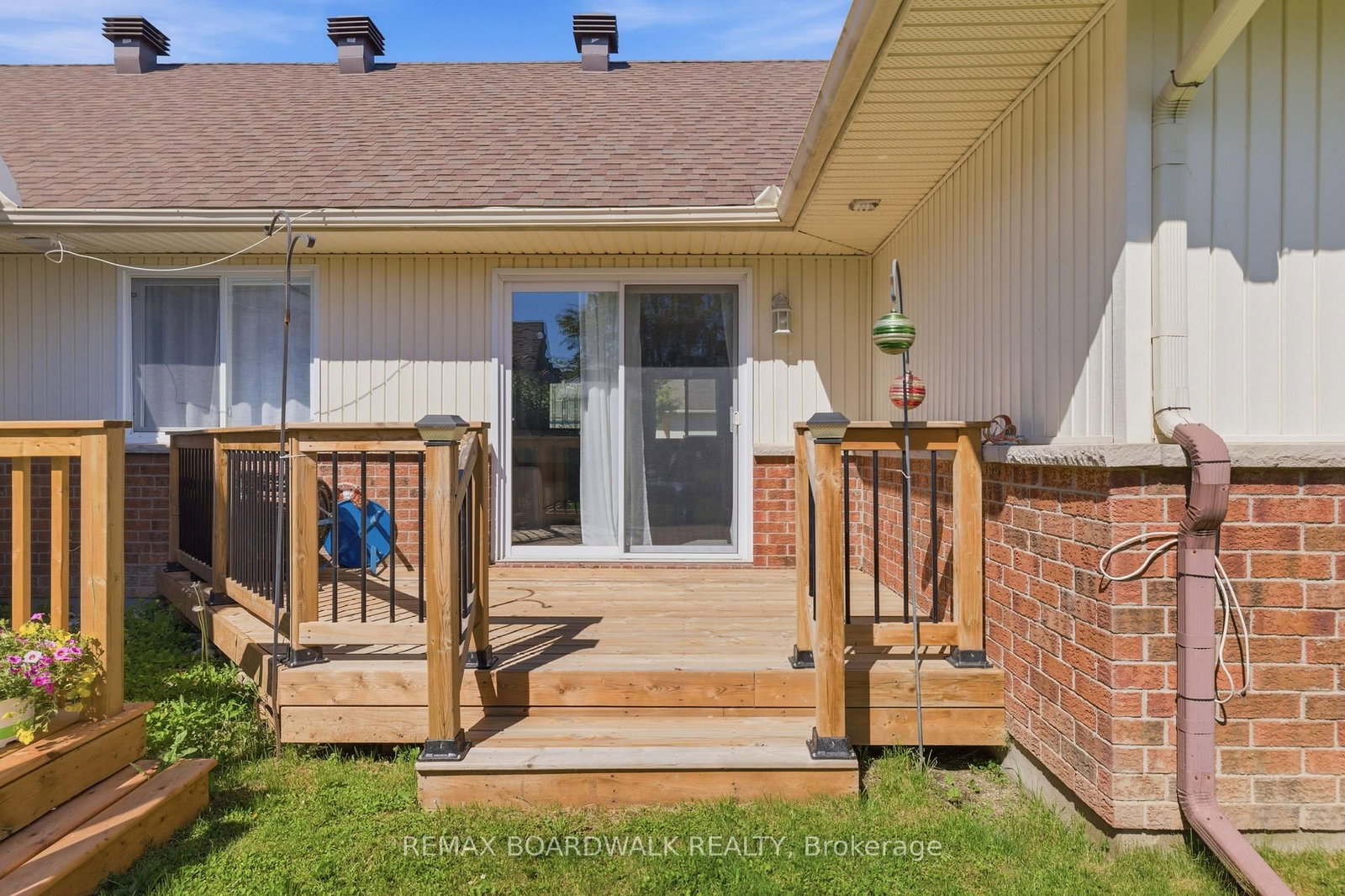 206 Oak Leaf Private • Richmond, ON photo 22
