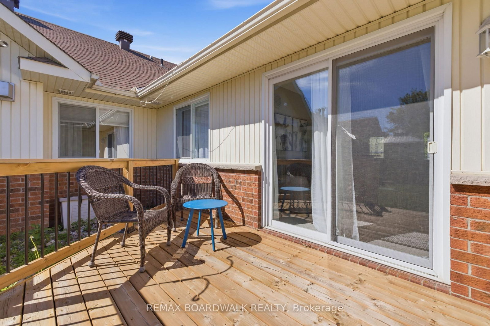 206 Oak Leaf Private • Richmond, ON photo 23