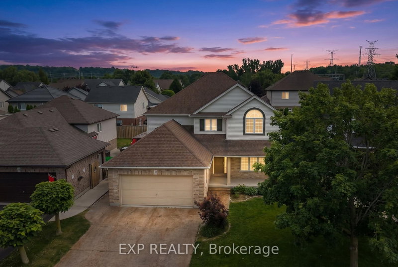18 Briarwood Drive
