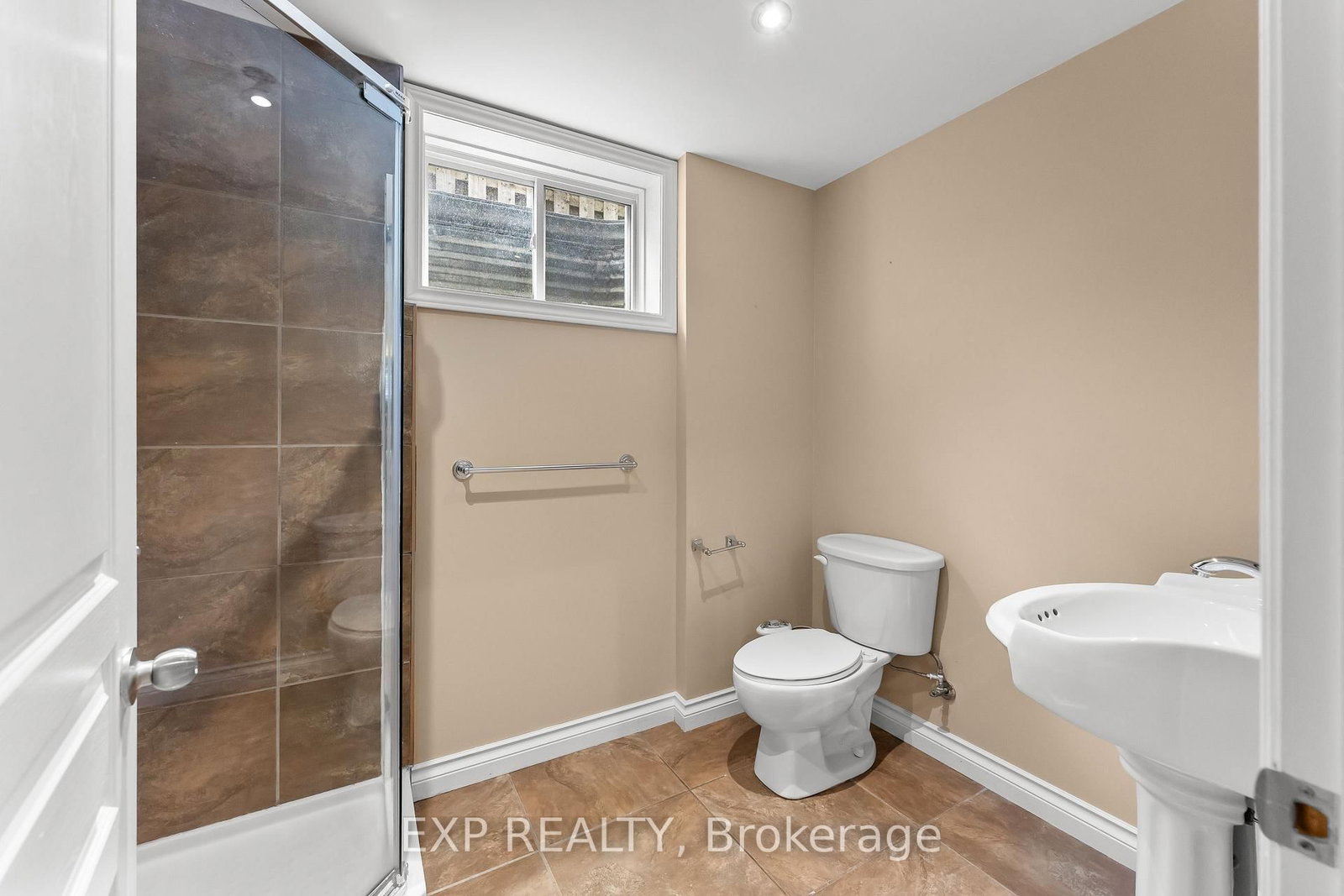 18 Briarwood Drive • St. Catharines, ON photo 39