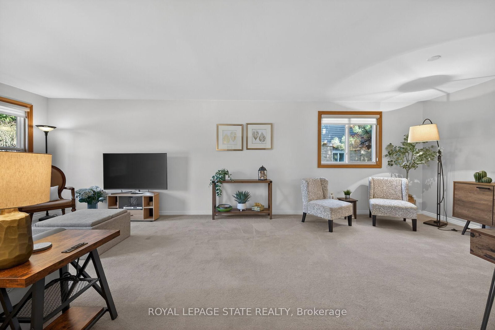 621 Tomahawk Crescent • Hamilton, ON photo 6