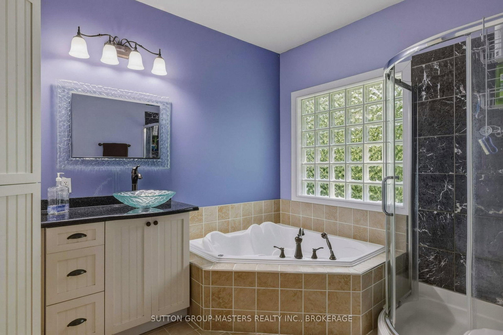 139 Country Woods Drive • Harrowsmith, ON photo 18