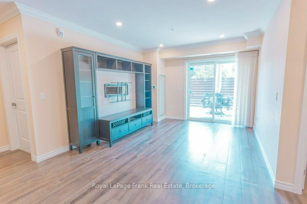 58 Glenelg Street W • #103 • Kawartha Lakes, ON photo 12