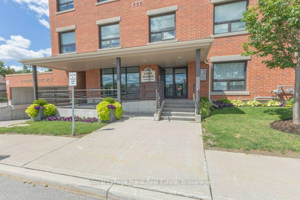 58 Glenelg Street W • #103 • Kawartha Lakes, ON photo 3