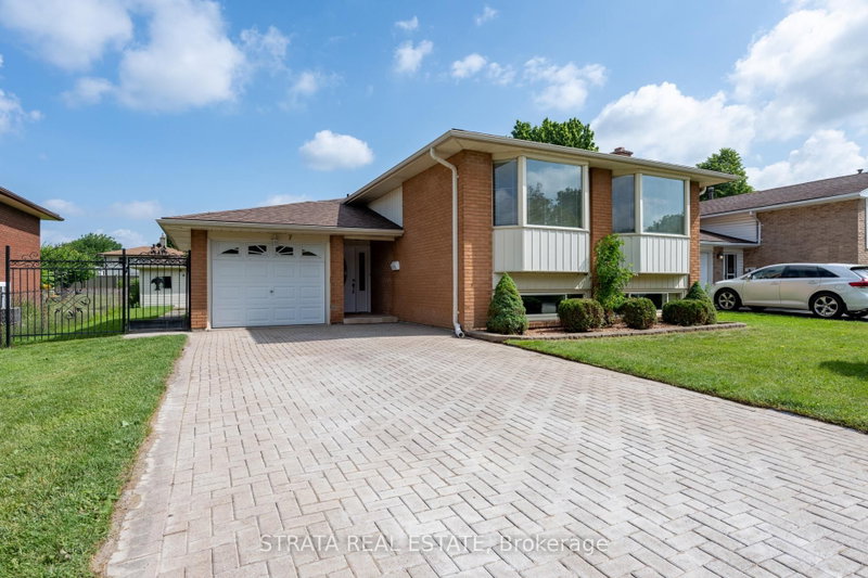7 Harrow Court