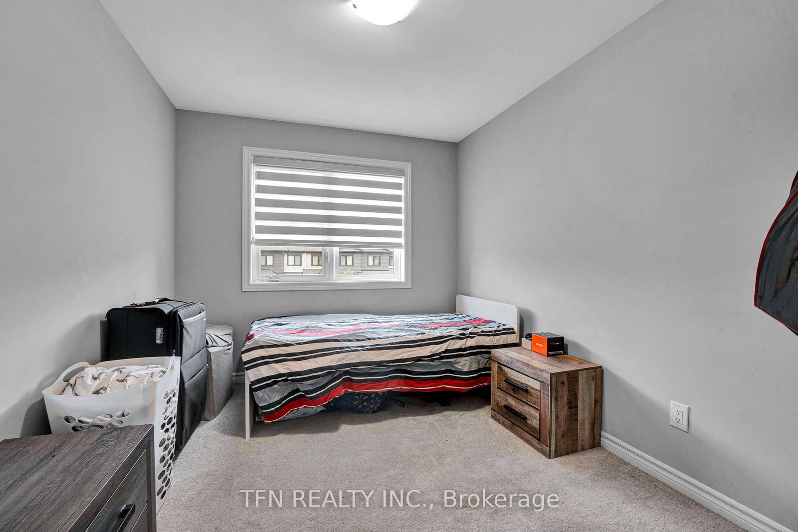 20 Atop Lane • Ottawa, ON photo 27