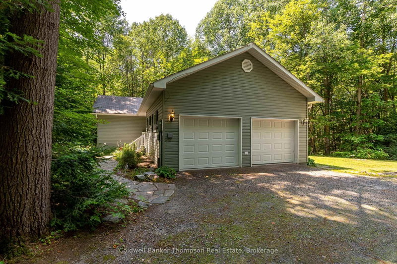 592 White House Road