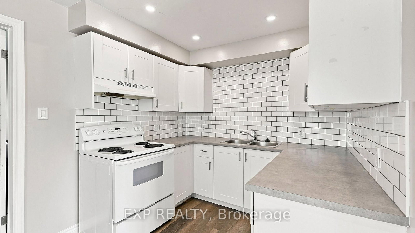 225 Grantham Avenue • St. Catharines, ON photo 9
