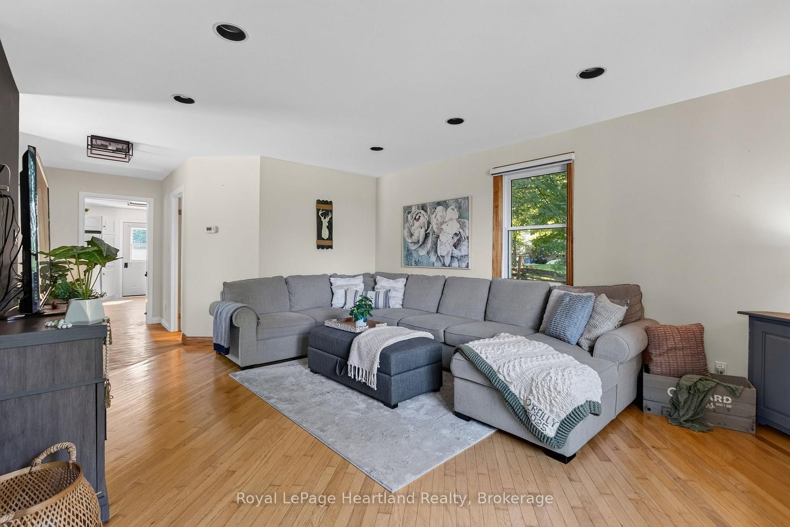 108 Hamilton Lane • Ashfield-Colborne-Wawanosh, ON photo 4
