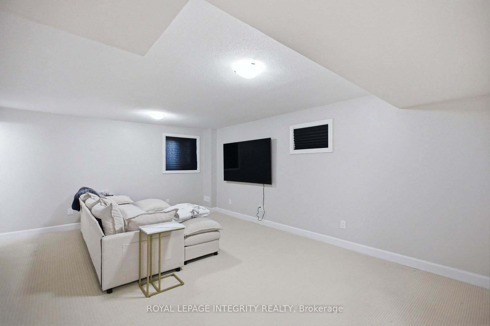 651 Chillerton Drive • Ottawa, ON photo 25