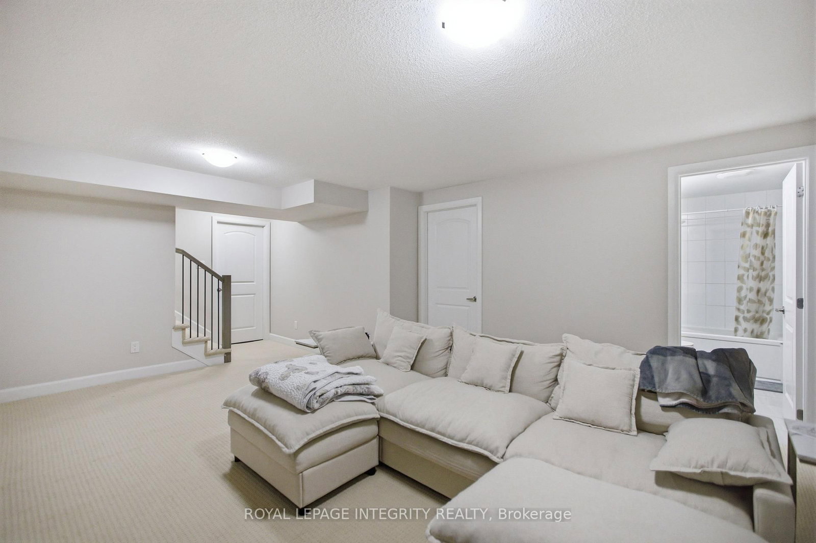 651 Chillerton Drive • Ottawa, ON photo 26
