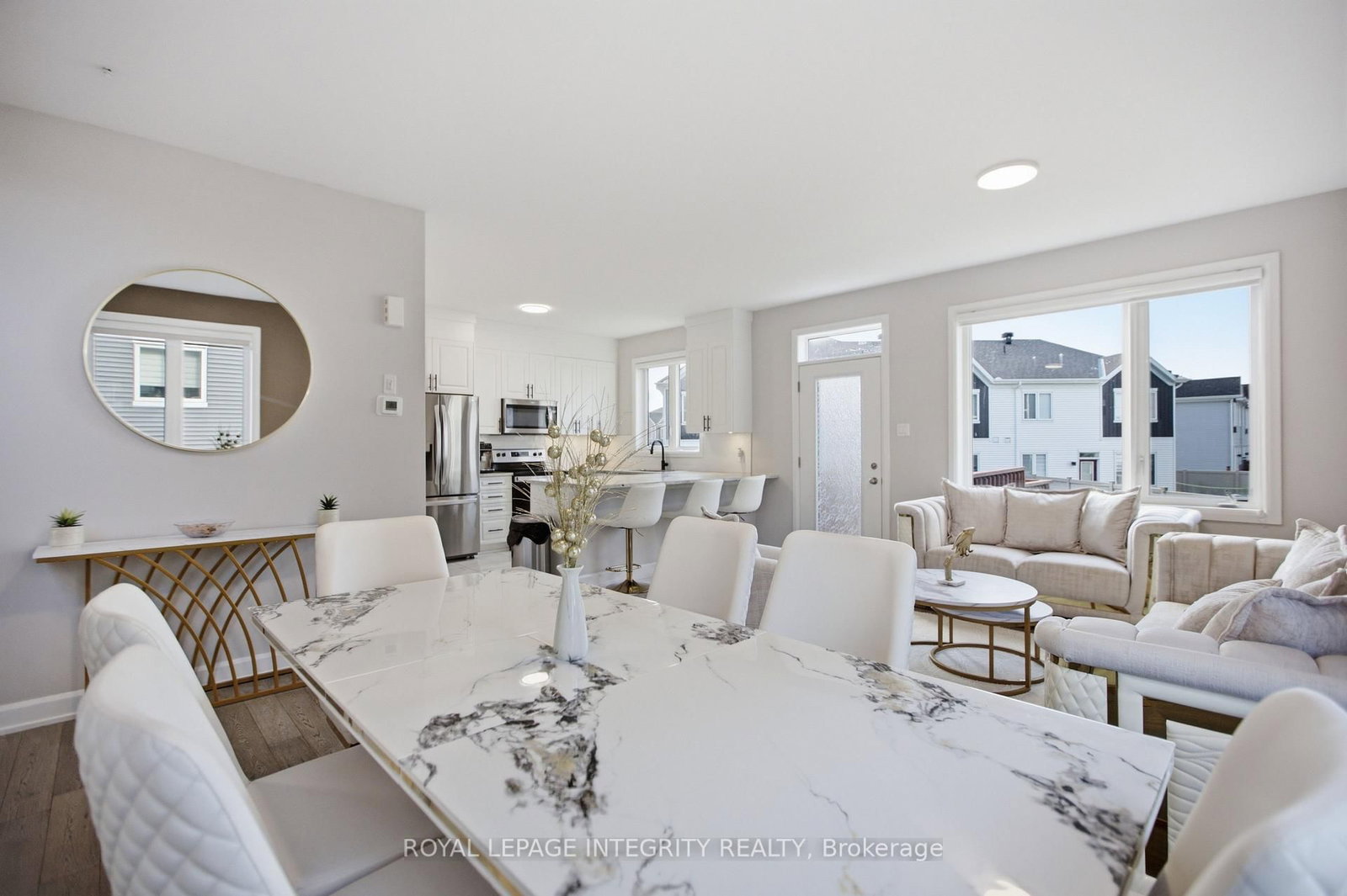651 Chillerton Drive • Ottawa, ON photo 9