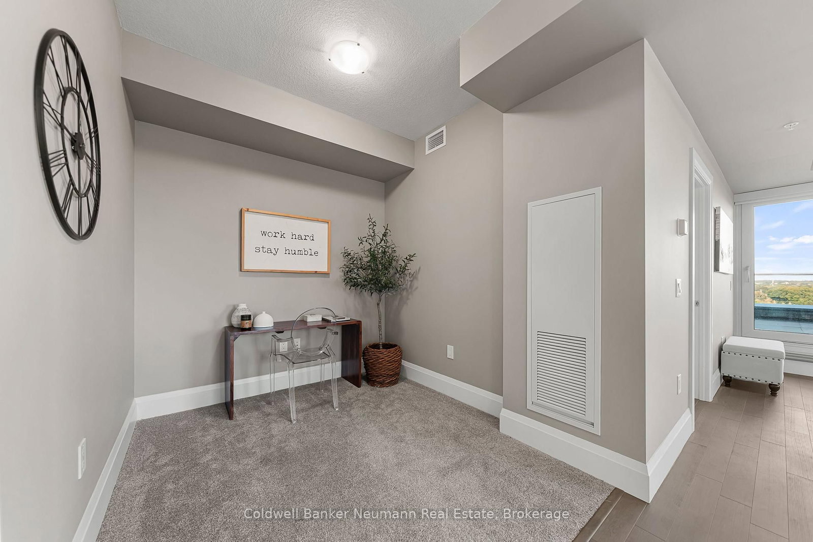 73 Arthur Street • #802 • Guelph, ON photo 20