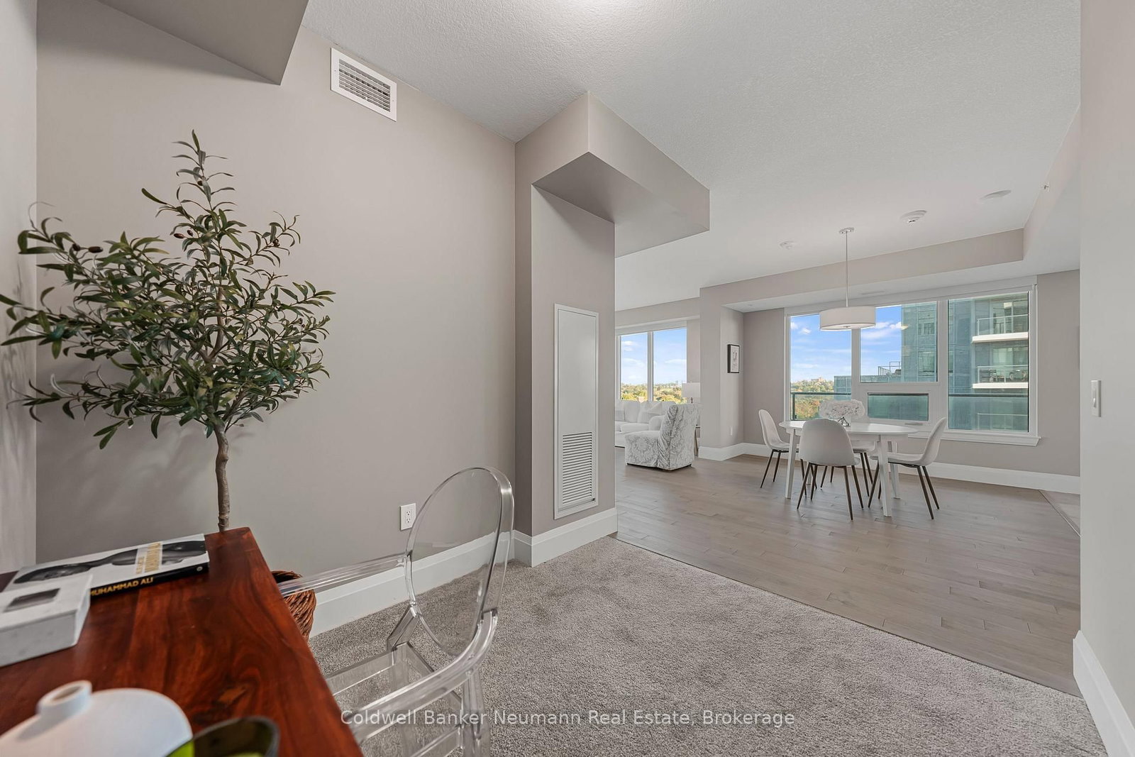 73 Arthur Street • #802 • Guelph, ON photo 21