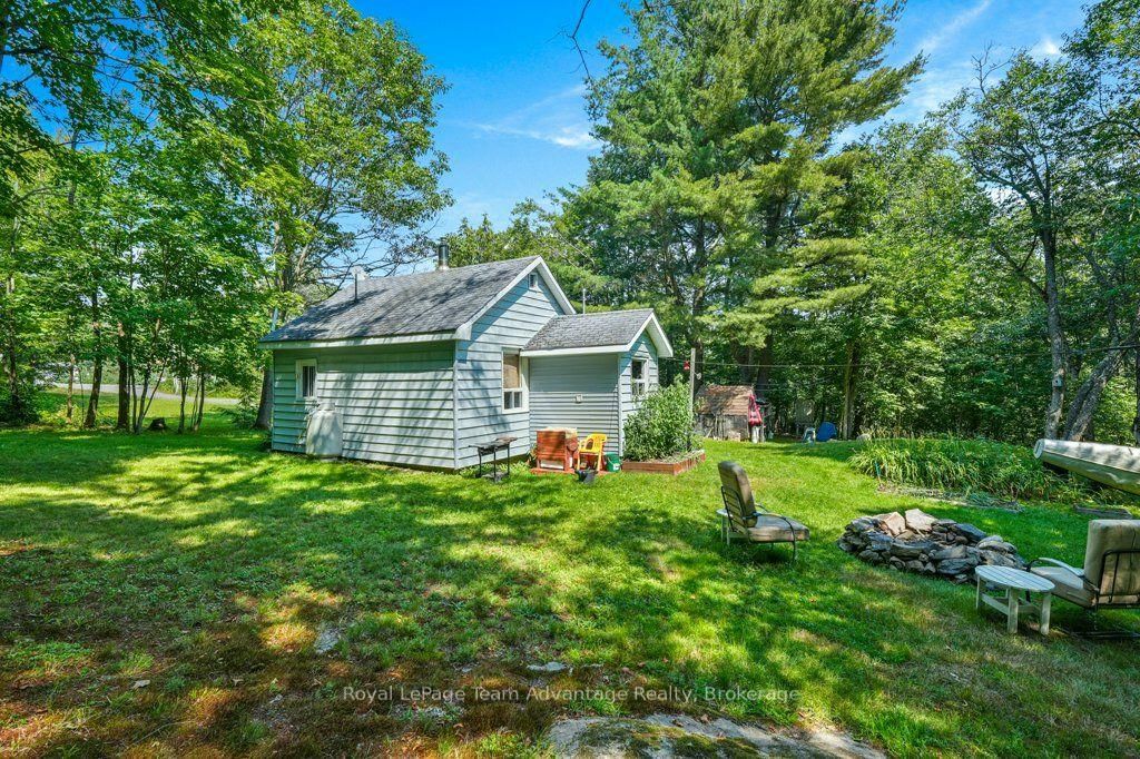 584 A & B Hwy 141 • Seguin, ON photo 33
