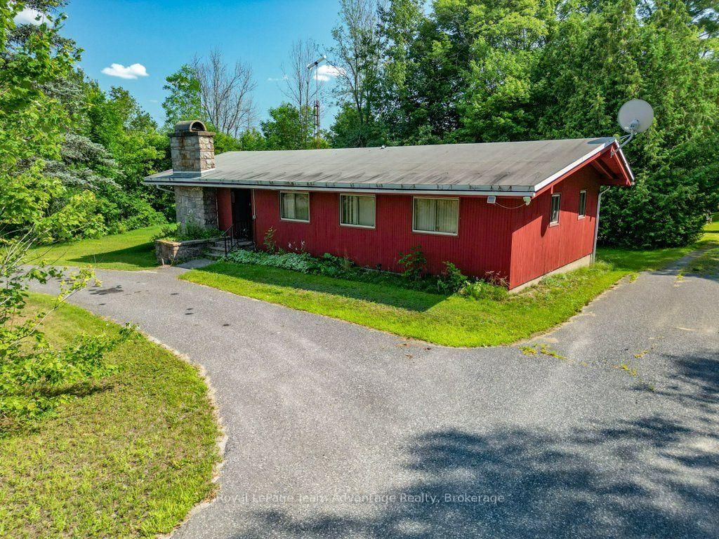 584 A & B Hwy 141 • Seguin, ON photo 9