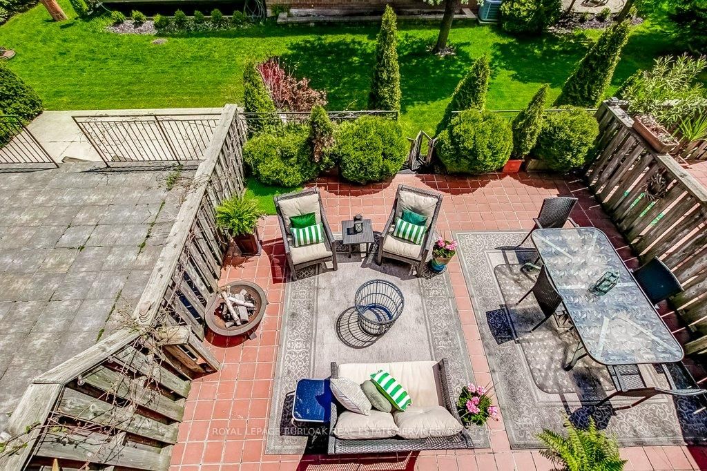 4 Edgewater Drive • Hamilton, ON photo 25