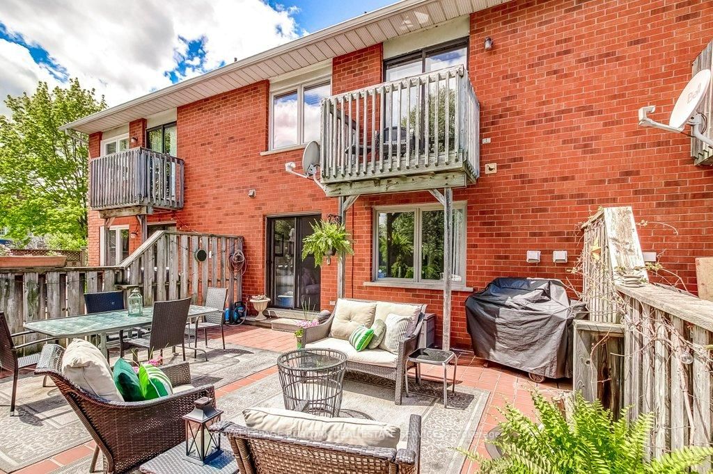 4 Edgewater Drive • Hamilton, ON photo 38