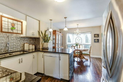 4 Edgewater Drive • Hamilton, ON photo 9