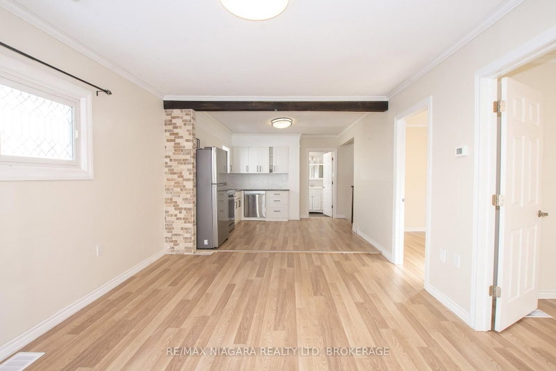 49 Randolph St photo 4