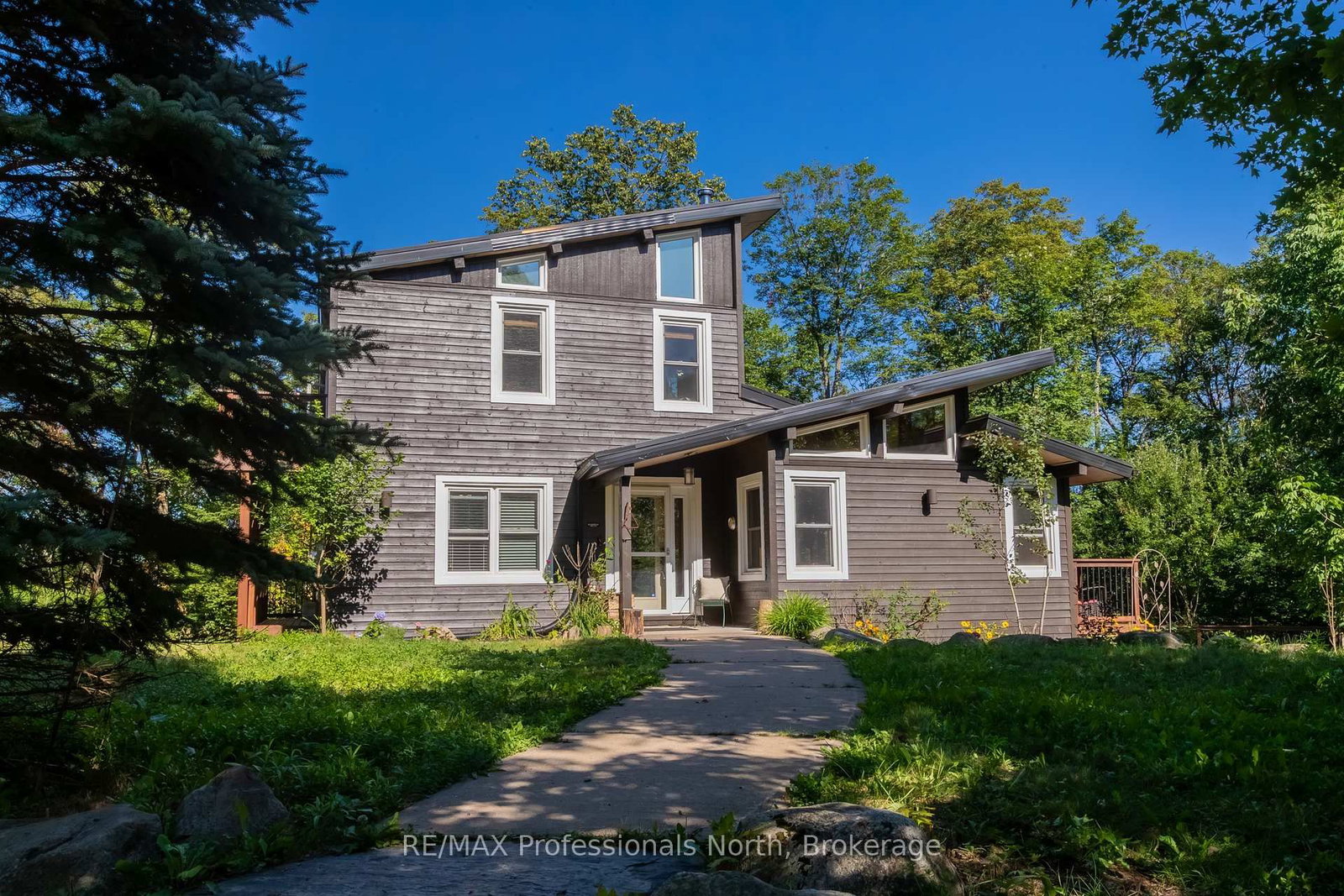 1756 Brunel Road • Huntsville, ON photo 7