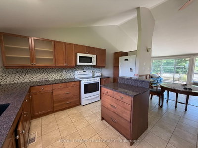 1921 Hyndman Road N • Edwardsburgh/Cardinal, ON photo 9