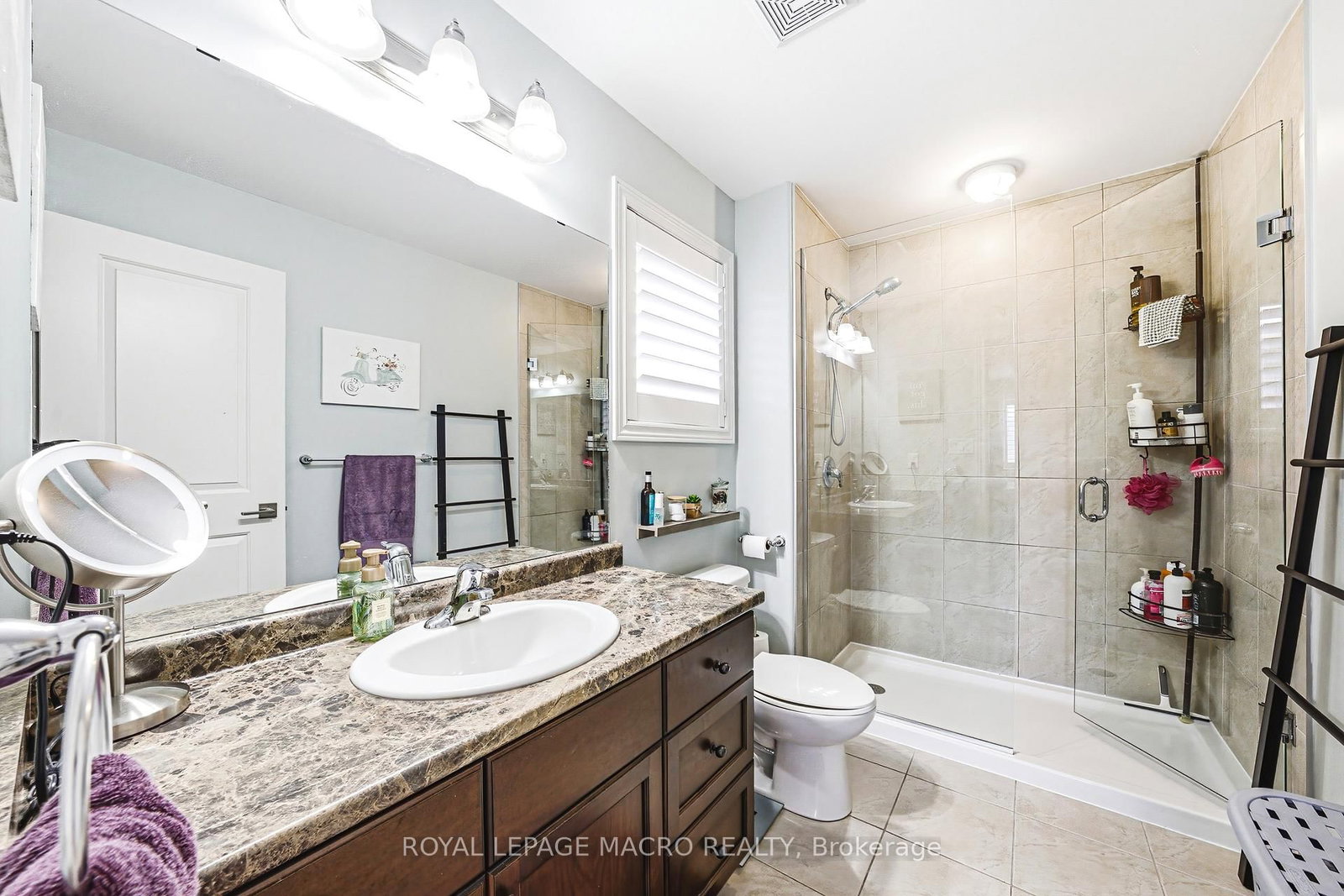 32 Dulgaren Street • Hamilton, ON photo 21