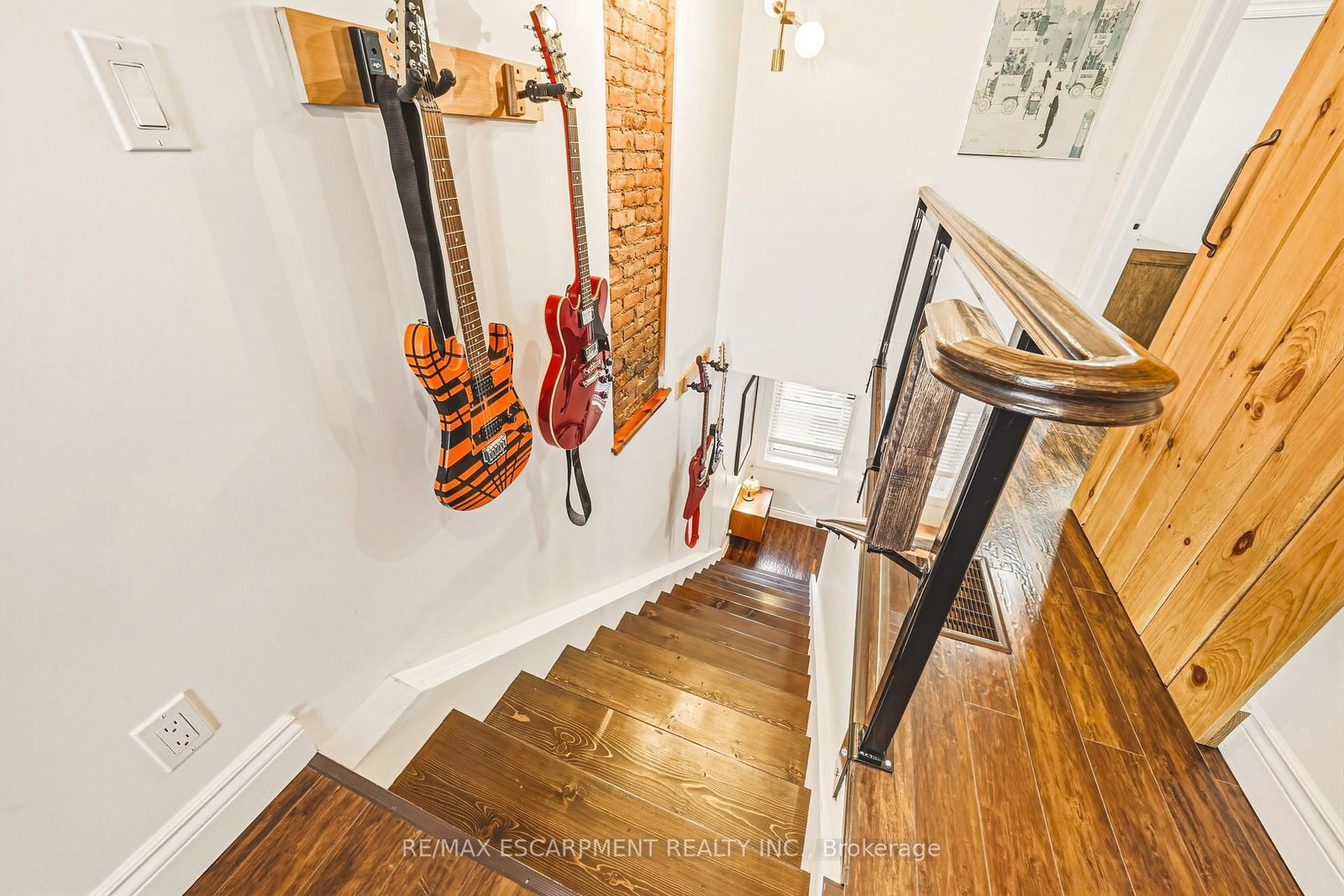 153 Elgin Street • Hamilton, ON photo 21