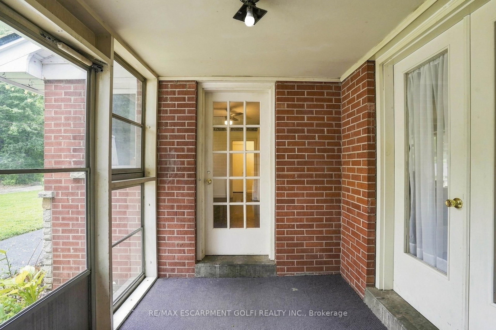 5 Hatfield Place • Hamilton, ON photo 8