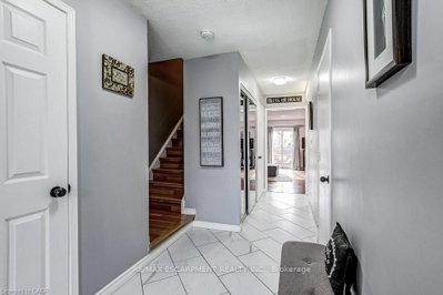 391 STONE CHURCH Road E • #22 • Hamilton, ON photo 5