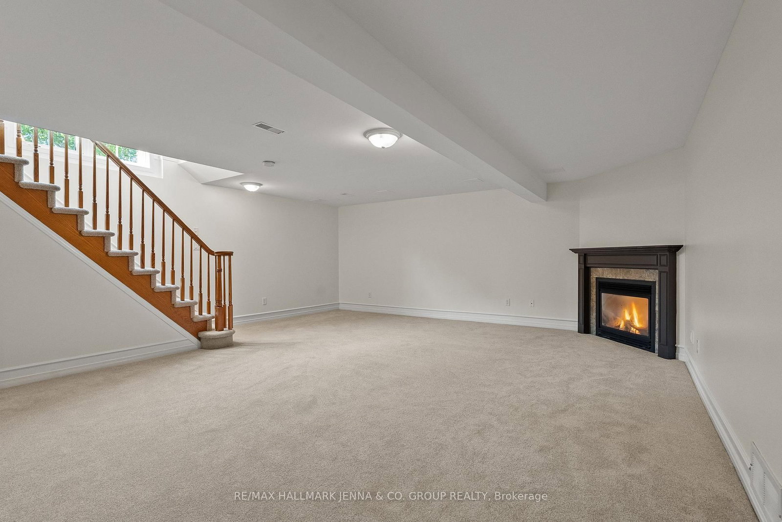 110 Heathercrest Private • Ottawa, ON photo 21