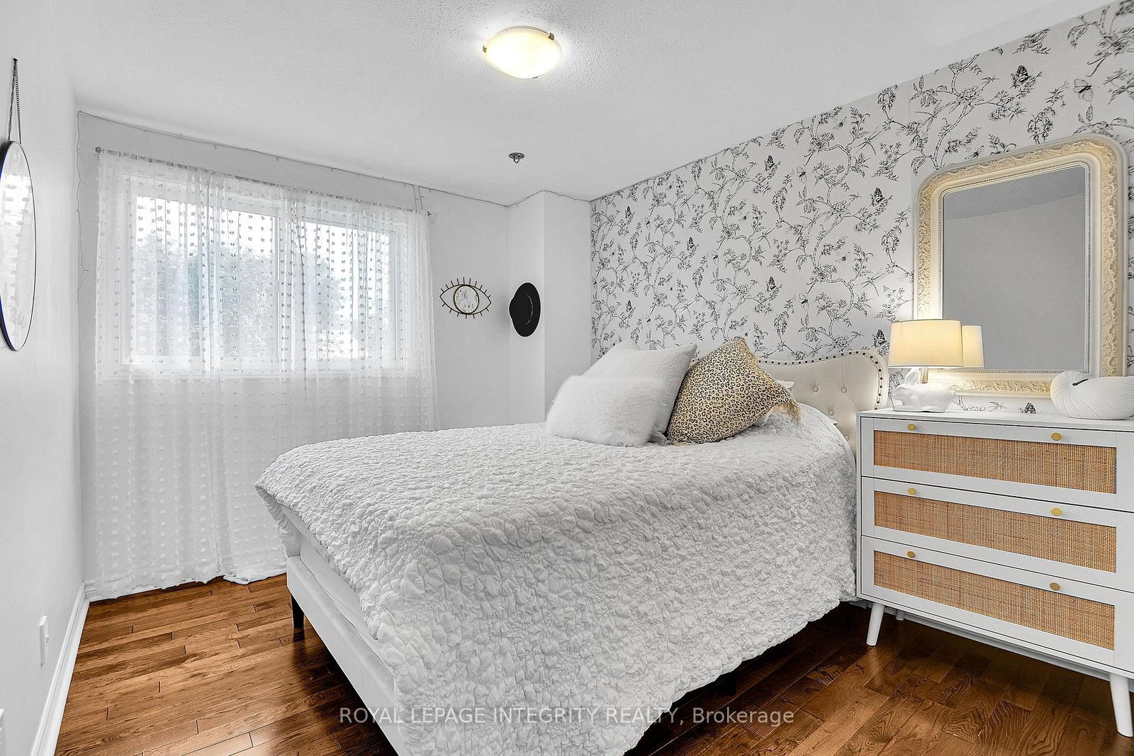 209 SHERWAY Drive • Barrhaven, ON photo 18