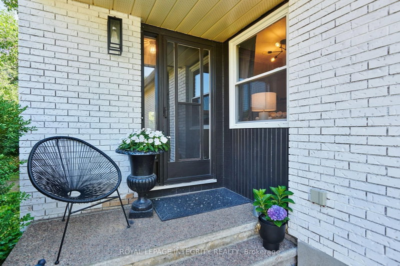 209 SHERWAY Drive