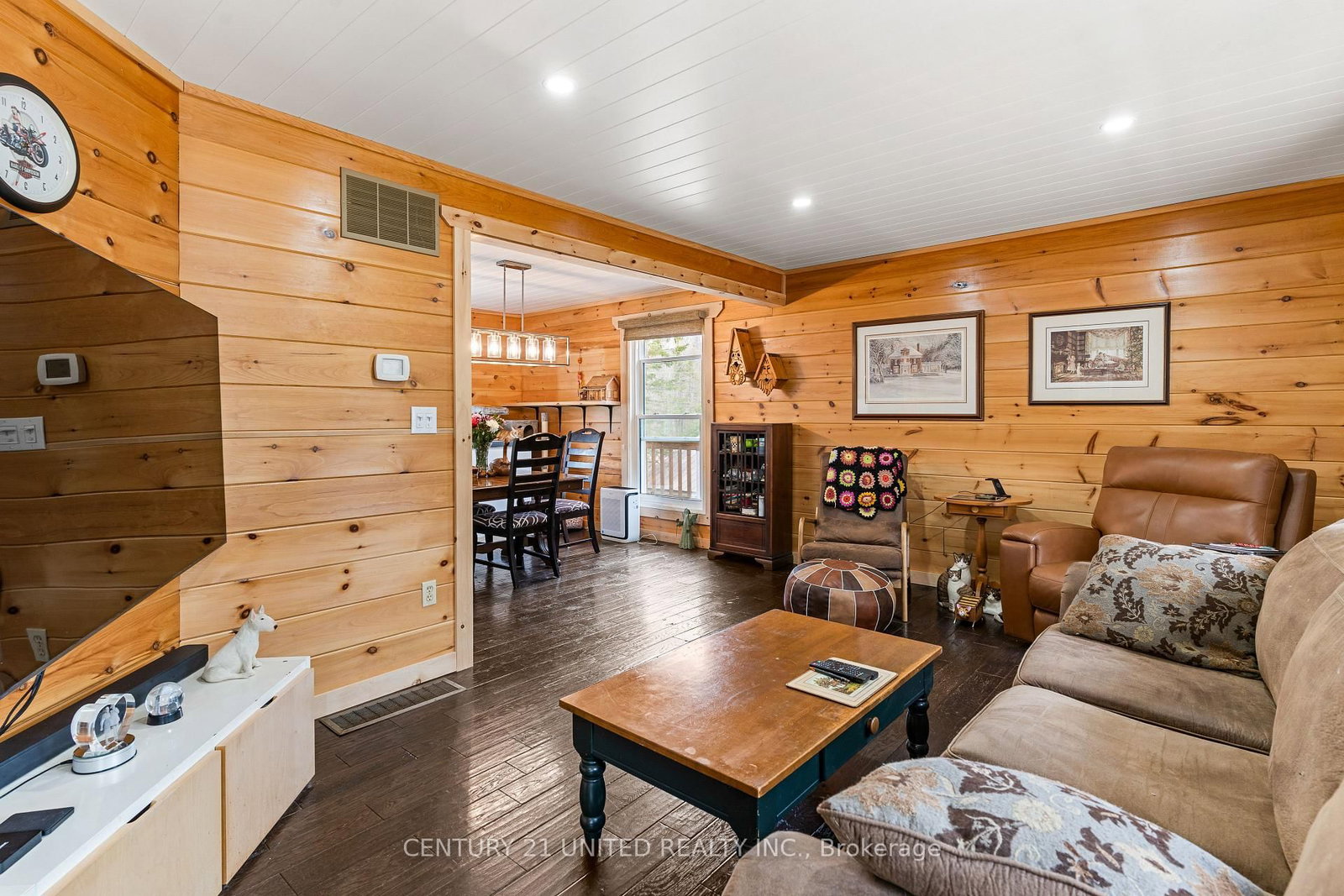 1001 English Circle • Highlands East, ON photo 10