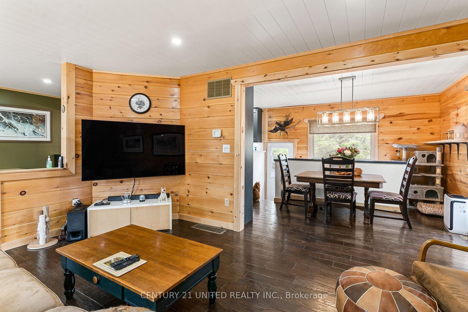 1001 English Circle • Highlands East, ON photo 12