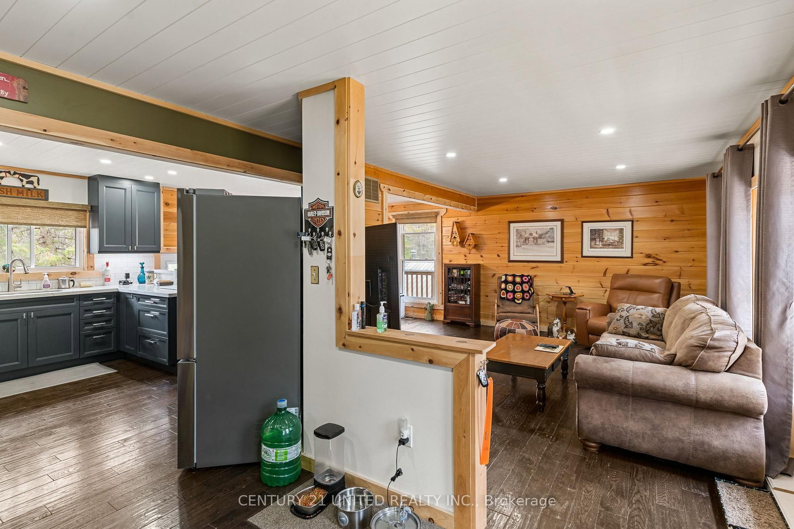 1001 English Circle • Highlands East, ON photo 9
