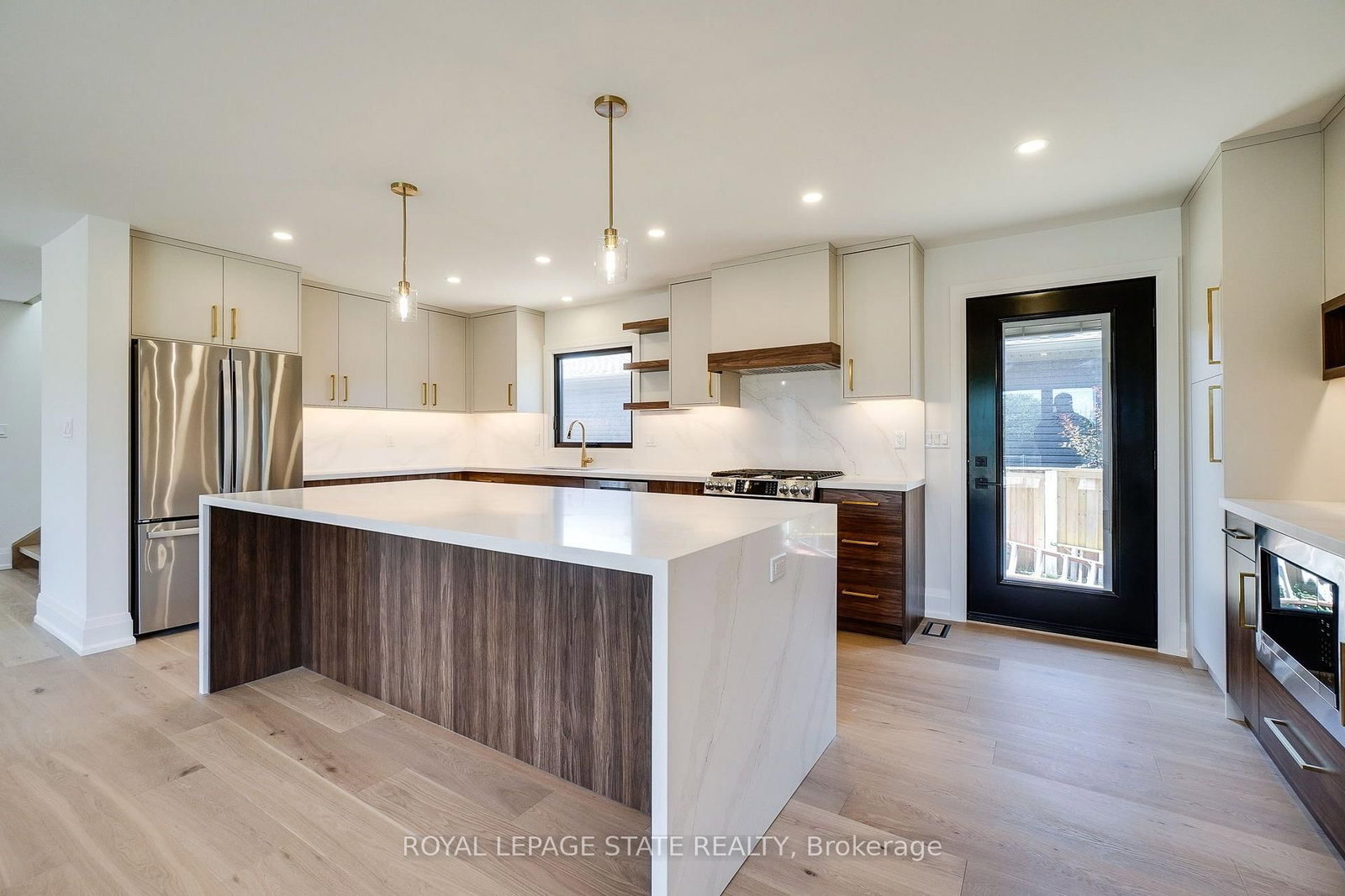 24 Royce Avenue • Hamilton, ON photo 18