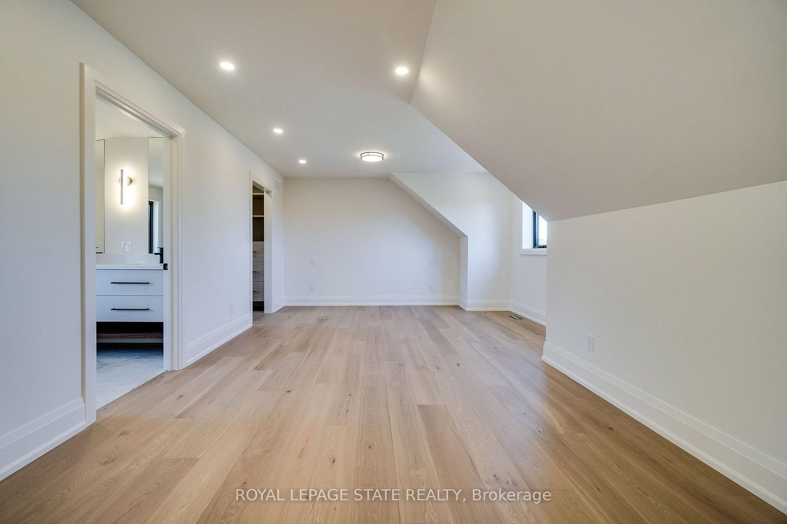24 Royce Avenue • Hamilton, ON photo 38