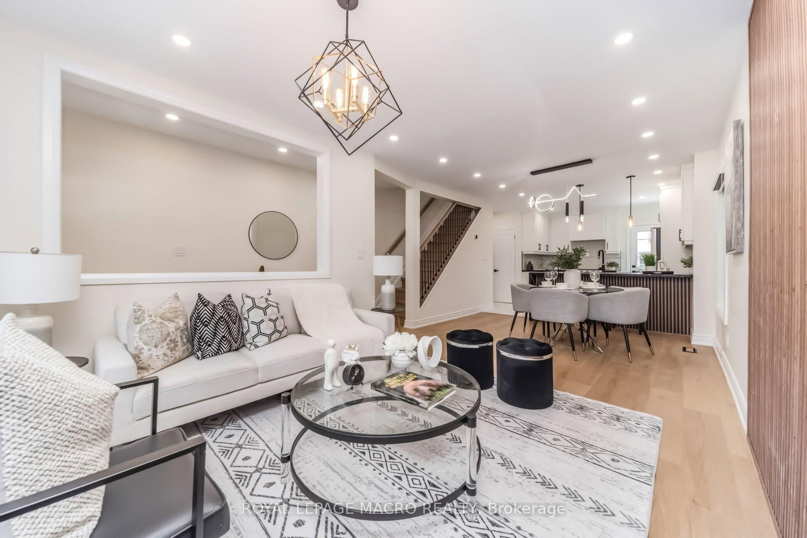 40 Glendale Avenue N • Hamilton, ON photo 11