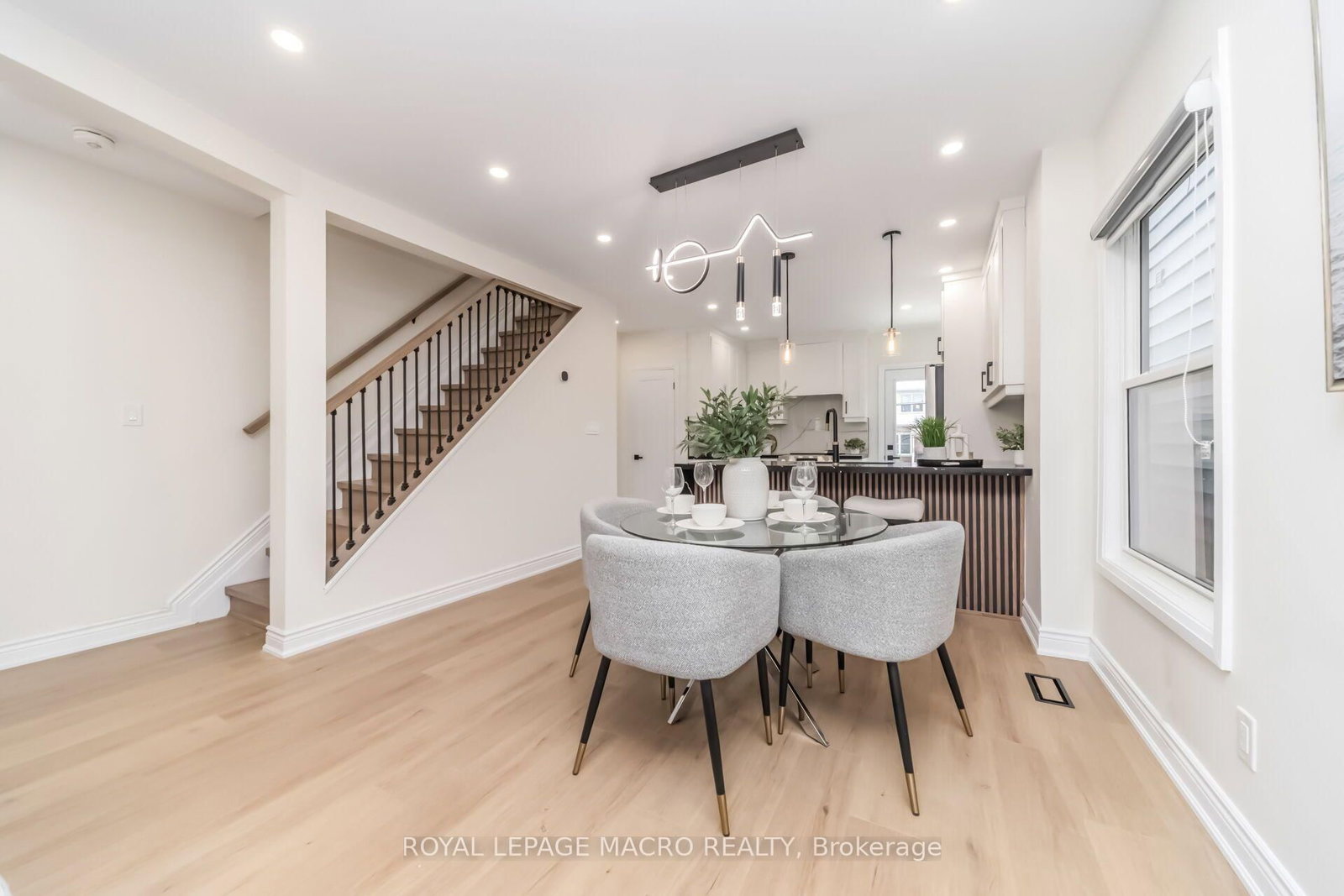 40 Glendale Avenue N • Hamilton, ON photo 13