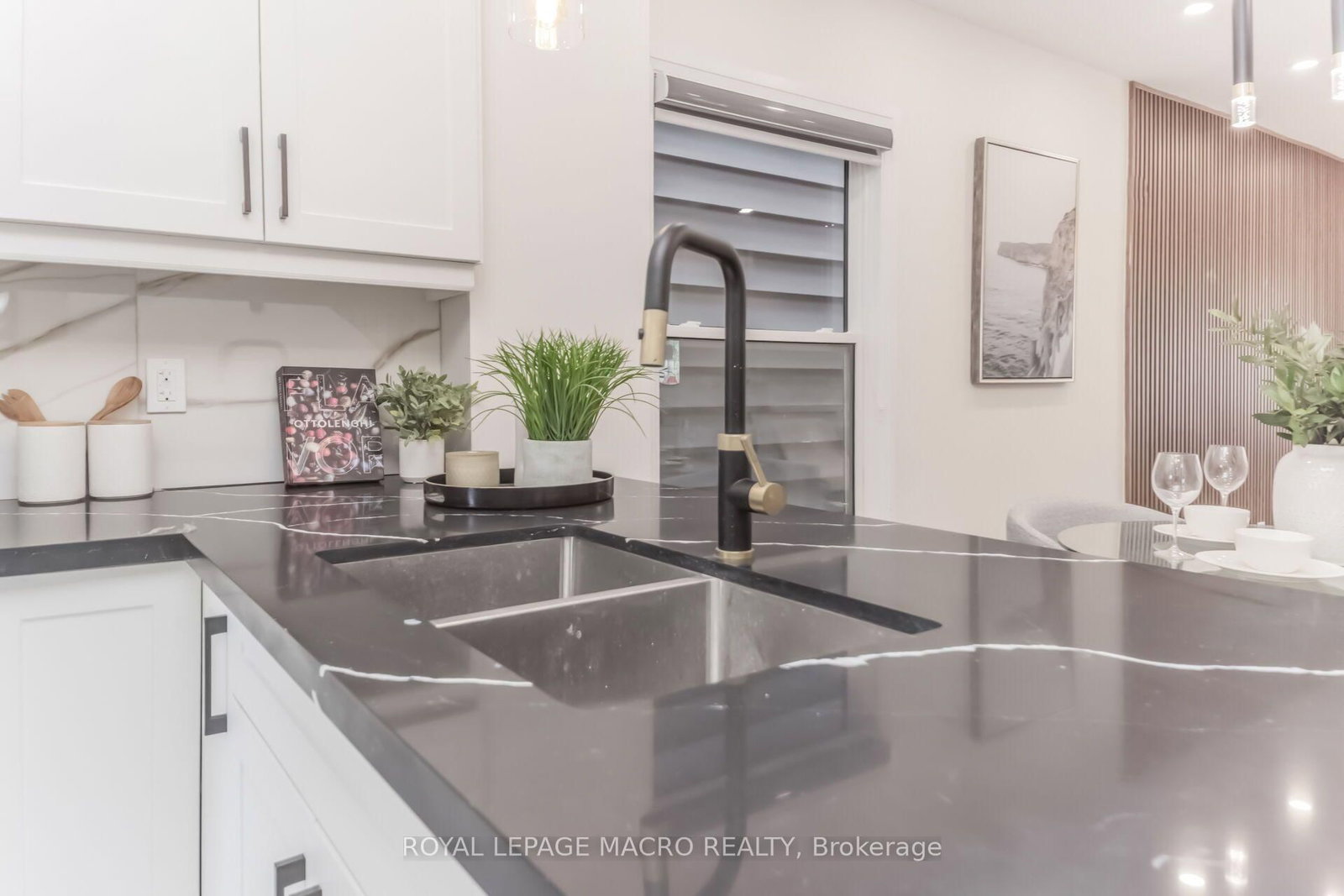40 Glendale Avenue N • Hamilton, ON photo 22
