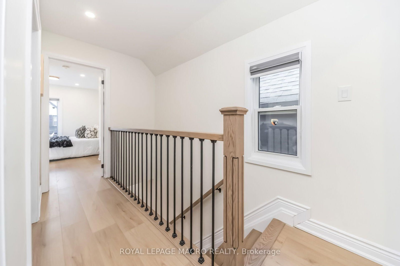 40 Glendale Avenue N • Hamilton, ON photo 28