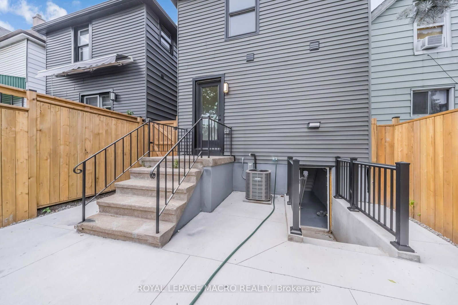 40 Glendale Avenue N • Hamilton, ON photo 46