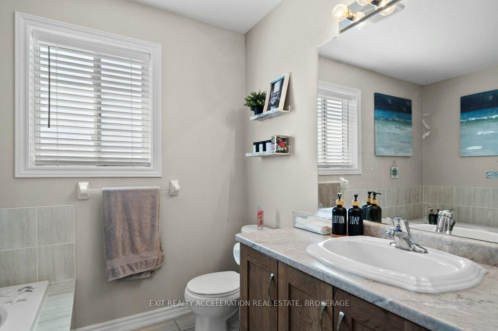 114 Kanvers Way • Napanee, ON photo 21