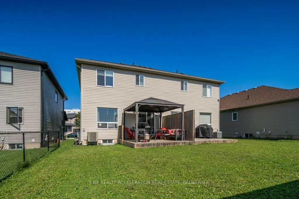 114 Kanvers Way • Napanee, ON photo 30