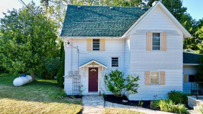 4 Mill Street • Northern Bruce Peninsula, ON photo 2