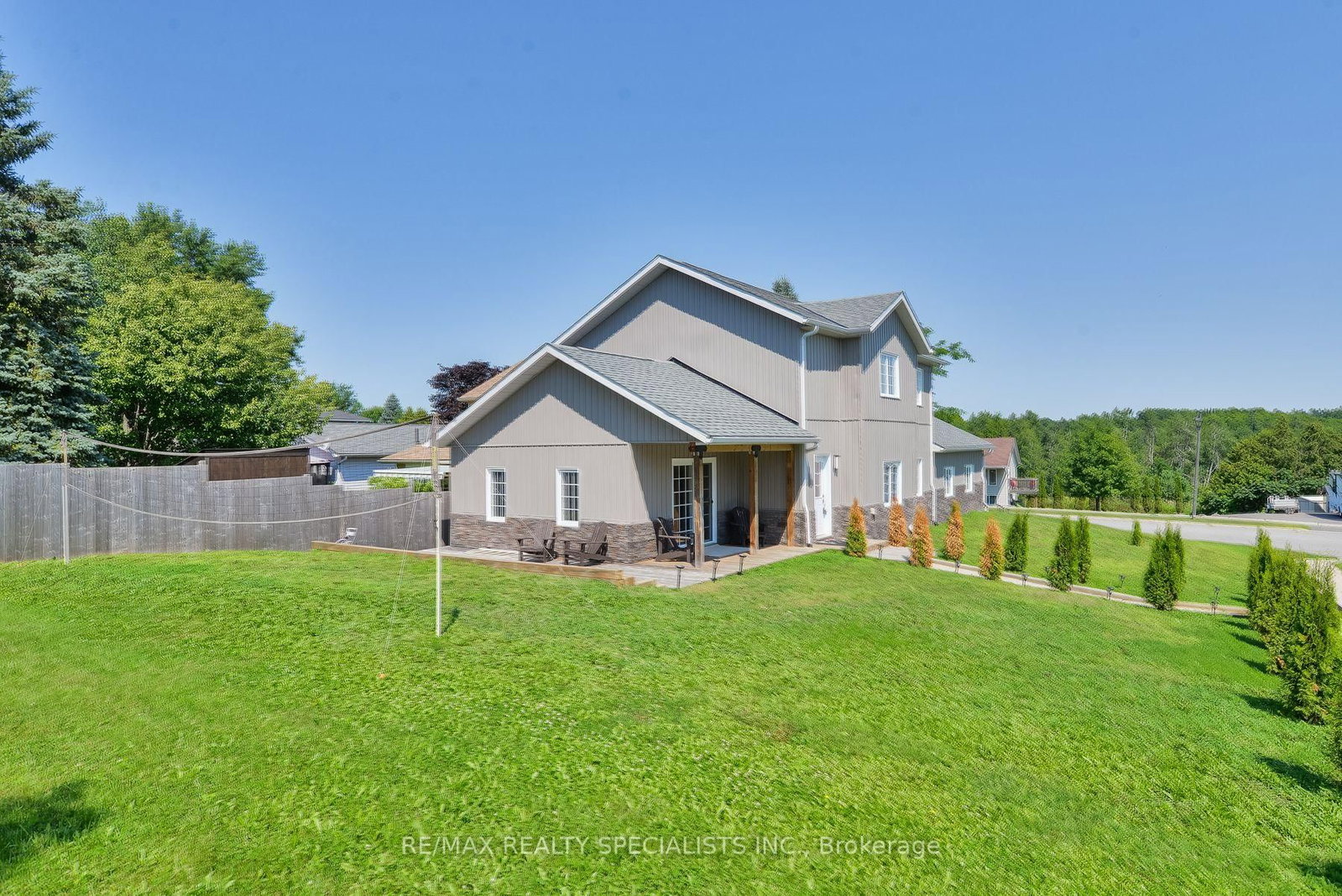 15 Lankin Avenue • Bracebridge, ON photo 28